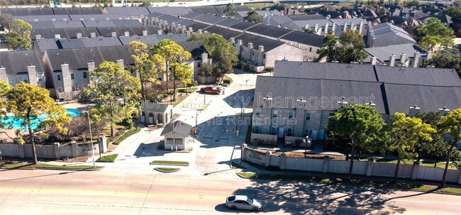 Photo - 2984 Holly Hall St Apartment