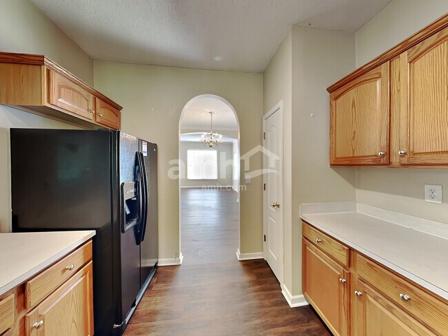 Building Photo - 6939 Brachnell View Drive