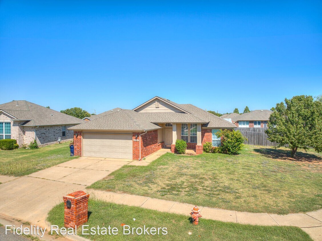Primary Photo - 3 br, 2 bath House - 2401 NW 162nd St