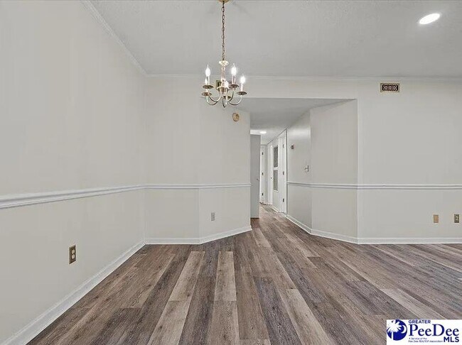 Foto del edificio - 701 Coventry Ln