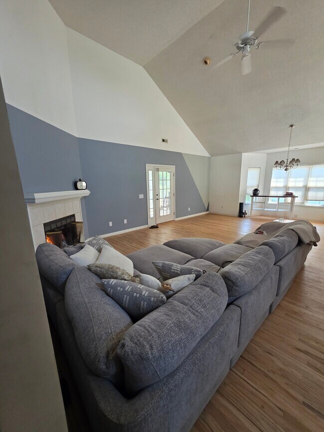 Building Photo - 8803 Whaley Cir