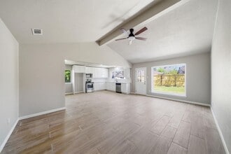Building Photo - 7530 Millbrae Ln