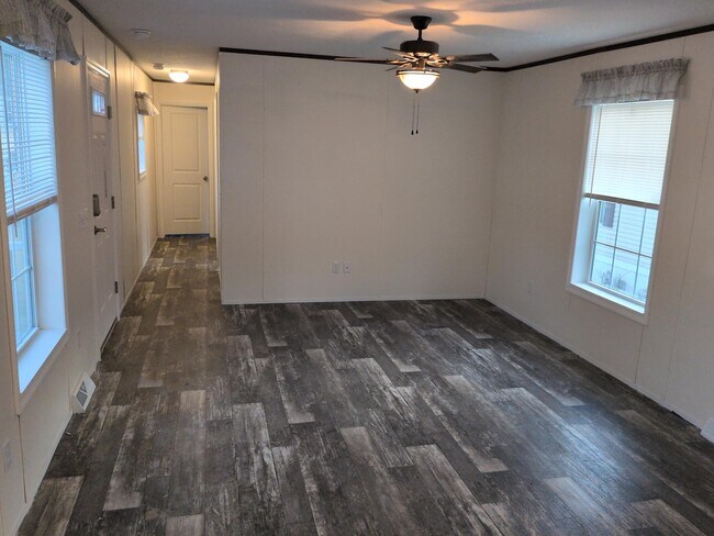 Foto del edificio - 55 Beverly Ln