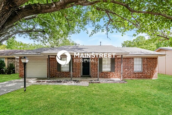 Primary Photo - 3 Bedroom Pet-Friendly Home in Denton, TX ...