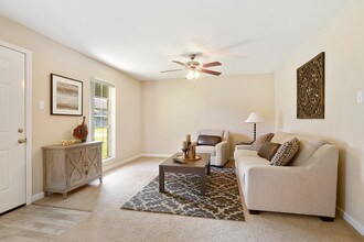 2 bed 2 bath downstairs - Ole London Towne - Utilities Included