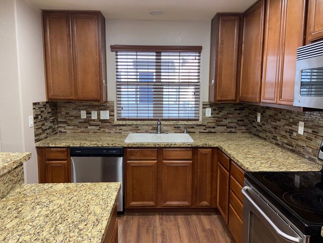 Building Photo - Somersett Reno Home -Walking Trails and th...