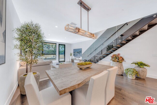 Foto del edificio - 724 Croft Ave