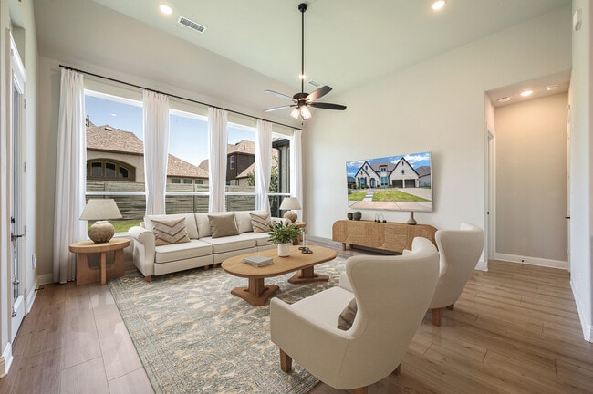 Living Room 1 - 2016 Strolling Way