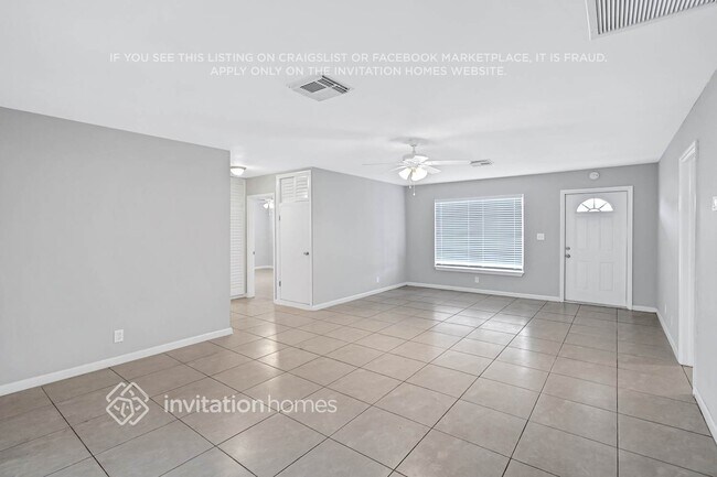 Foto del edificio - 4806 Pine Knott Ln