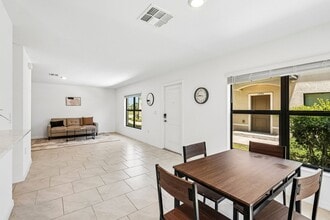 Interior Photo - Landings At Westport
