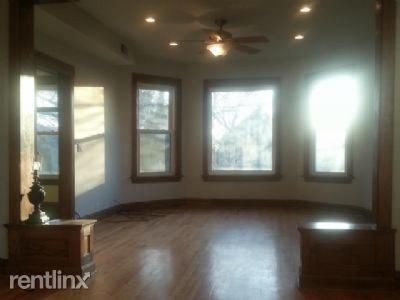 Foto principal - 2545 N Drake Ave