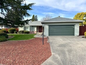 Building Photo - 177 Merner Dr
