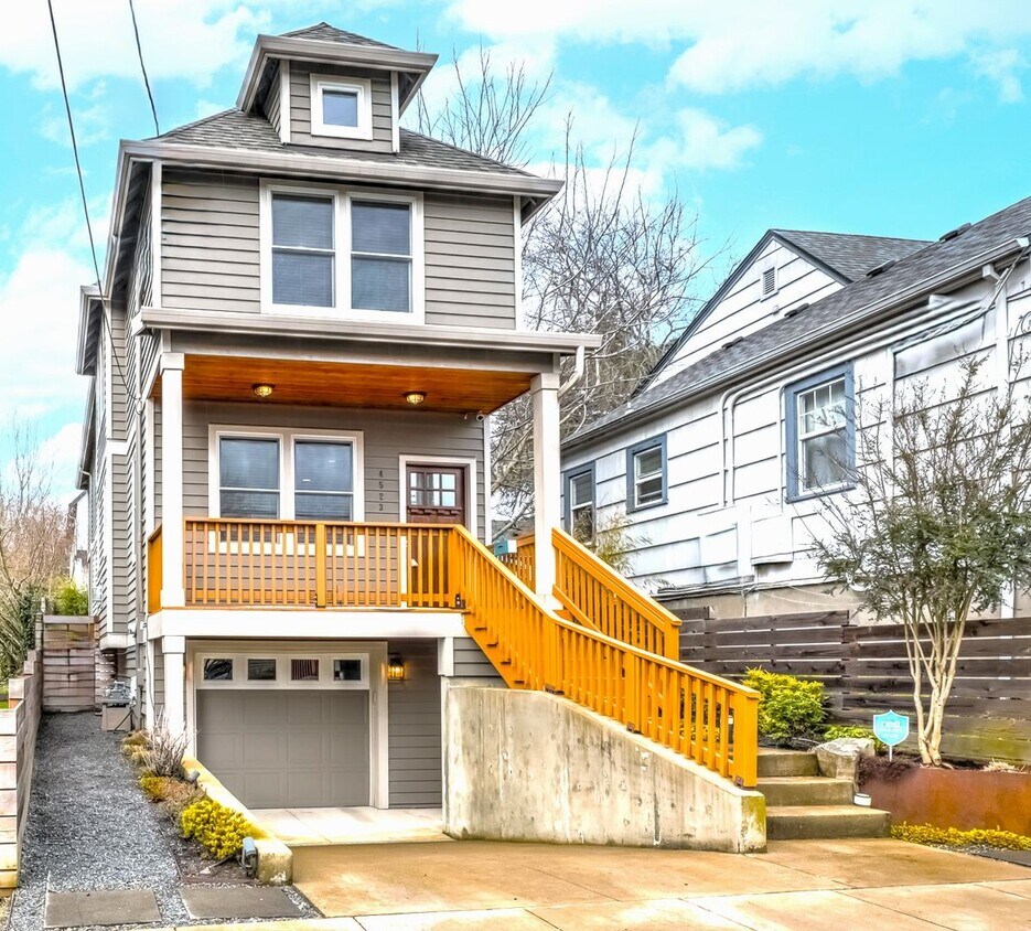 Primary Photo - Gorgeous Craftsman Located in the Heart of...