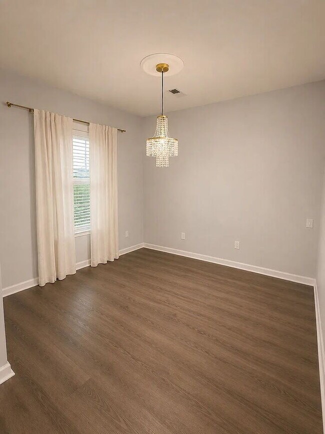 Foto del edificio - 202 Kelsey Blvd