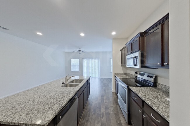 Building Photo - 415 Ferguson Ln
