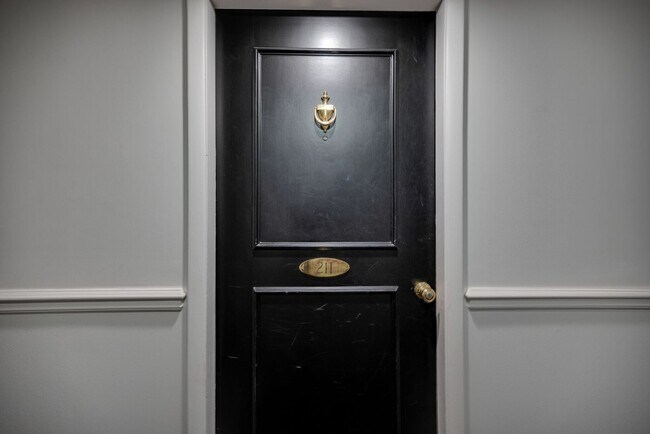 Foto del edificio - 4215 Harding Pike