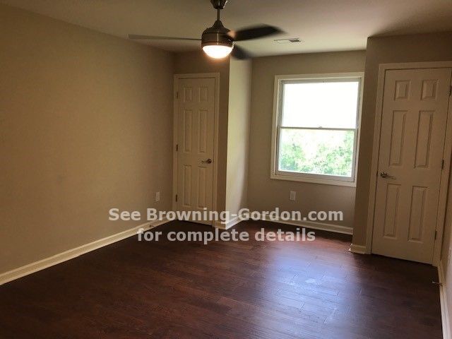 Building Photo - Beautiful one bedroom located in Georgetow...