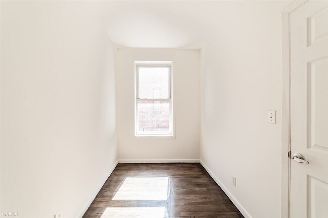 Foto del edificio - 151 E 92nd St