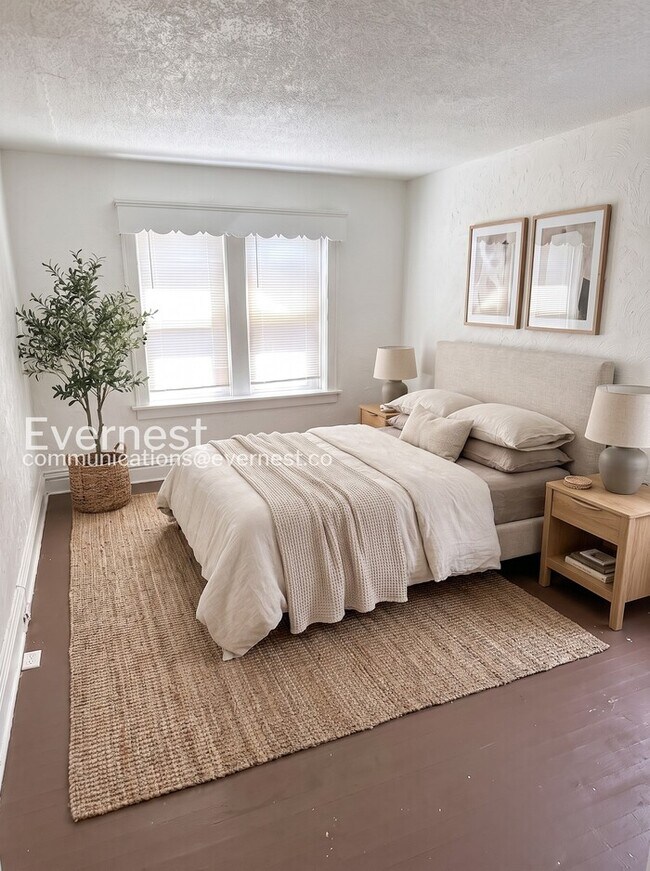 Foto del edificio - 4847 Calvin Ave