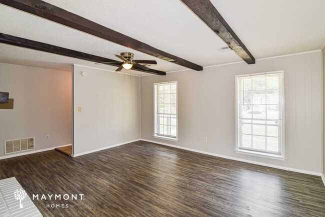 Building Photo - 5731 Roxboro Dr