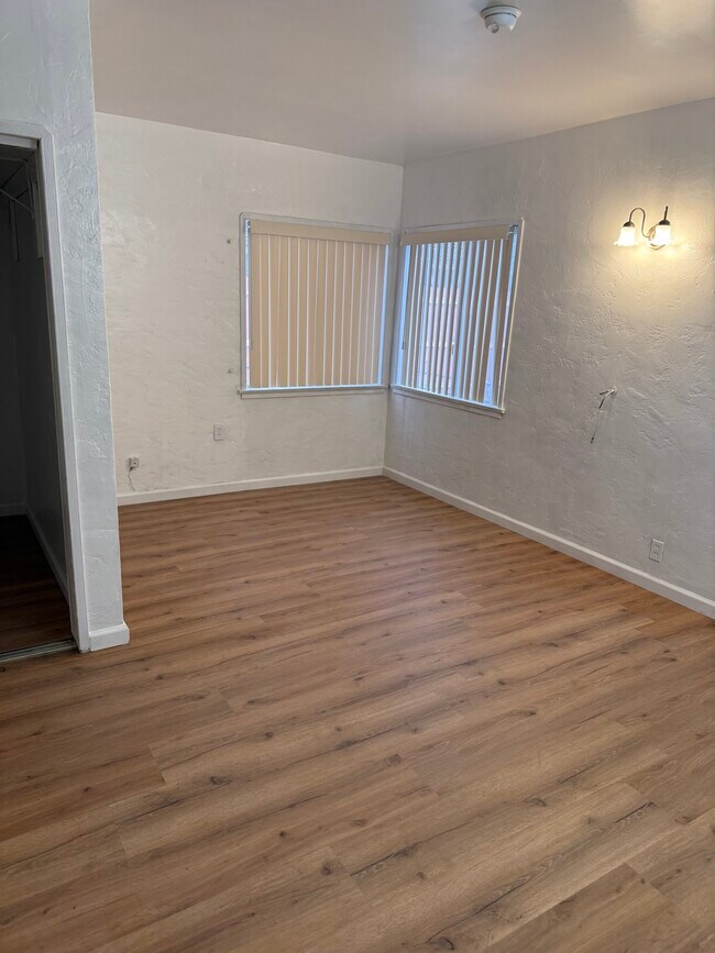 Dormitorio principal - 112 E 69th Way