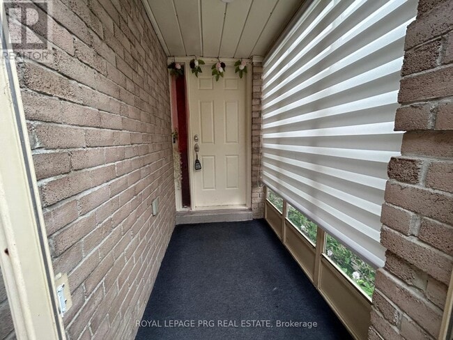 Building Photo - 3309 Cambourne Crescent