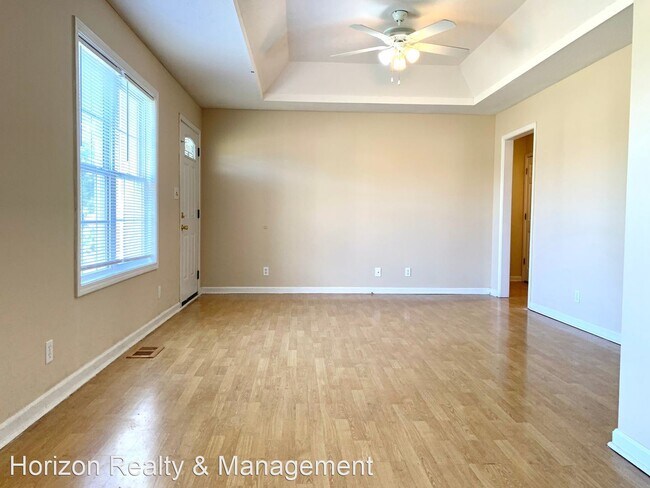 Building Photo - 3 br, 2 bath House - 1024 Poppy Seed Dr