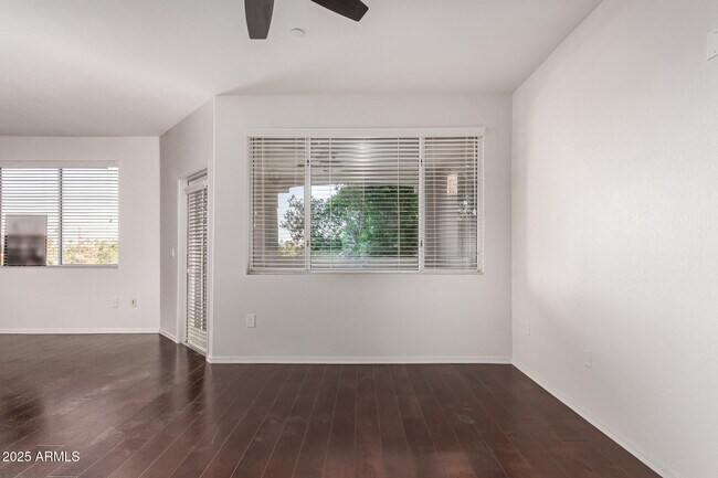 Foto del edificio - 3302 N 7th St
