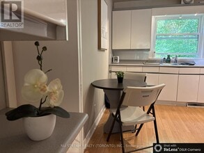 Building Photo - 5 Basswood Rd