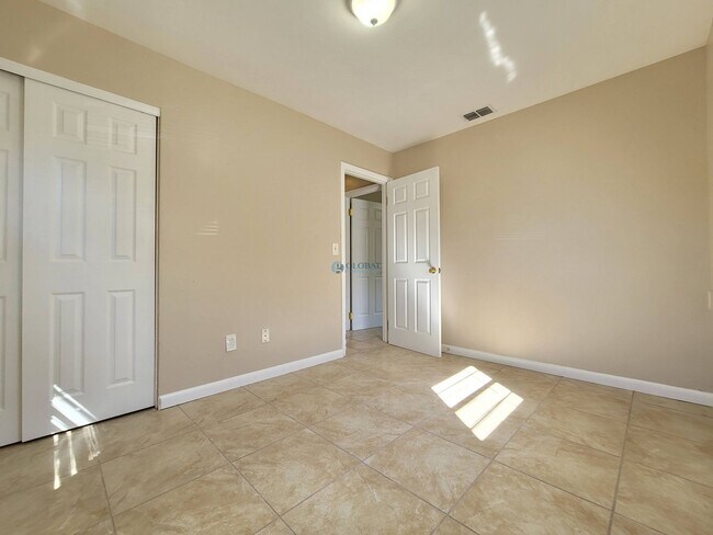 Foto del edificio - Charming 3-Bed, 2-Bath Home with Pool!