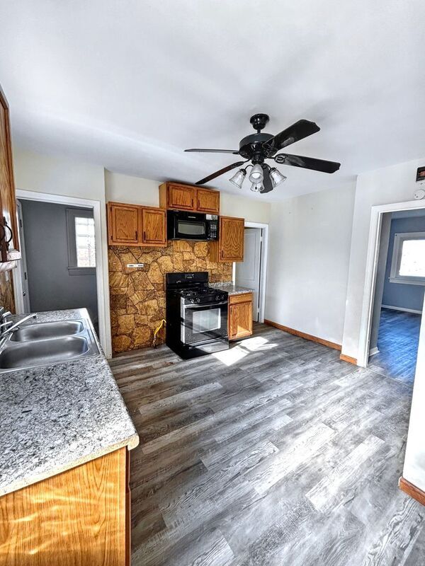 Building Photo - 16910 Palda Dr