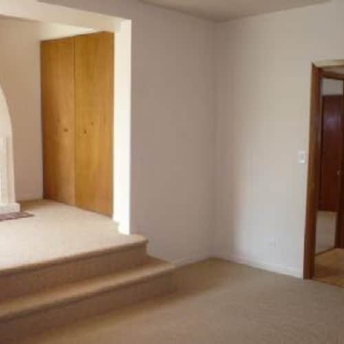 Building Photo - 3524 N Marshfield Ave