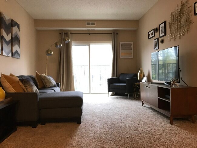 Foto del edificio - 619 Southeast 8th Street, Unit Mill Trace ...