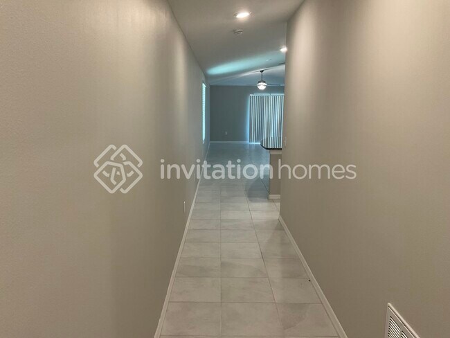 Foto del edificio - 2238 Jungle Dr