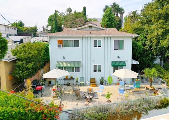 Building Photo - 627 Belmont Ave