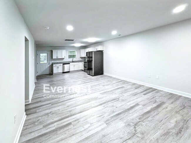 Foto del edificio - 3902 Fairall Dr