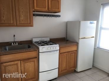 Foto principal - 2820 21st Ave
