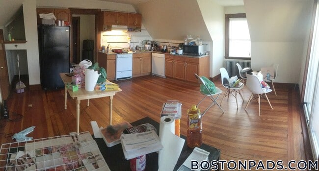 Building Photo - 14 Gardner St