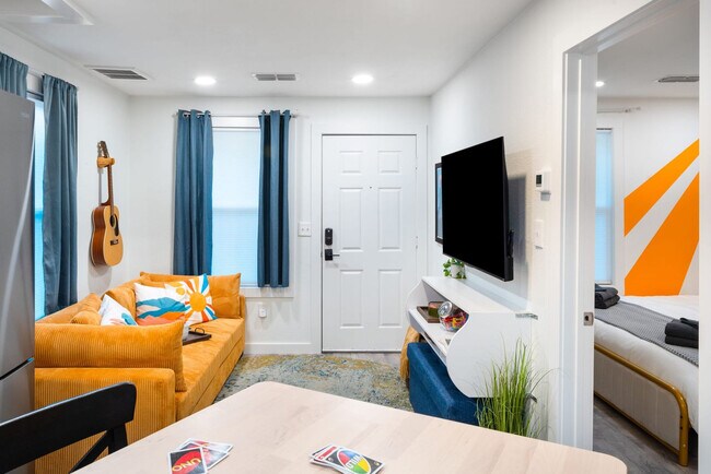 Foto del edificio - 1206 1/2 Haskell Street-SI ID1244656P