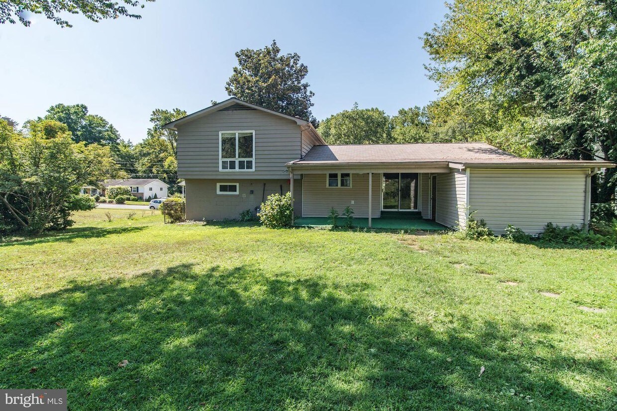 5016 King Richard Dr, Annandale, VA 22003 House Rental in Annandale
