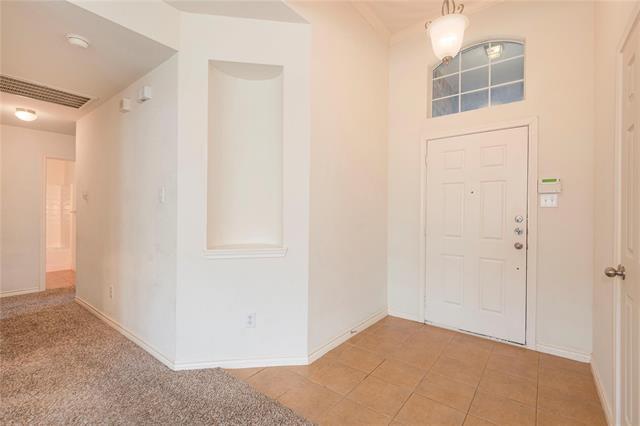 Building Photo - 2612 Pinto Dr