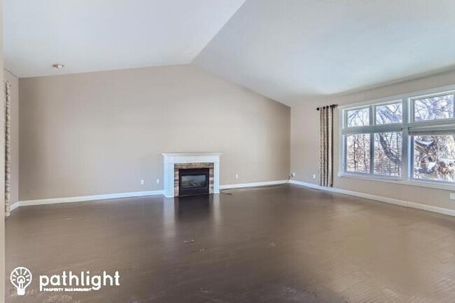Building Photo - 17399 Ridgewood Court Southeast