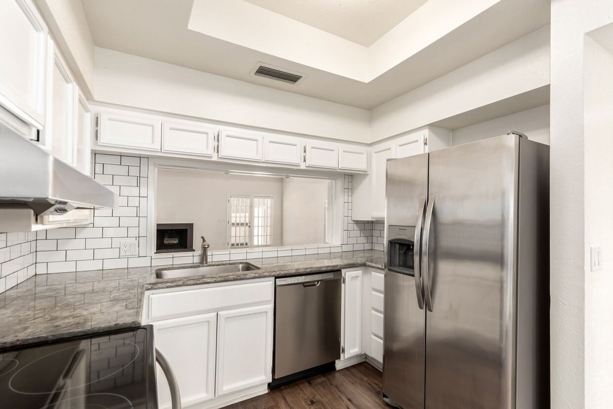 Charming 2BR Condo in Phoenix - Charming 2BR Condo in Phoenix