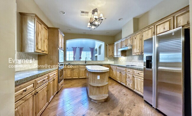 Foto del edificio - 4700 S Fulton Ranch Blvd