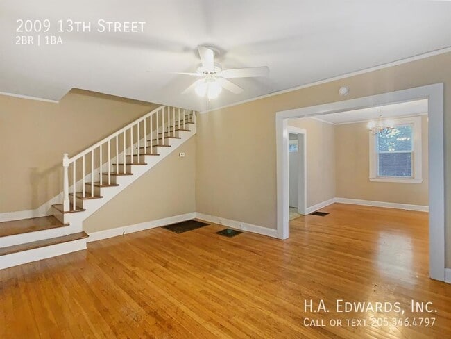 Photo - 2009 13th St House