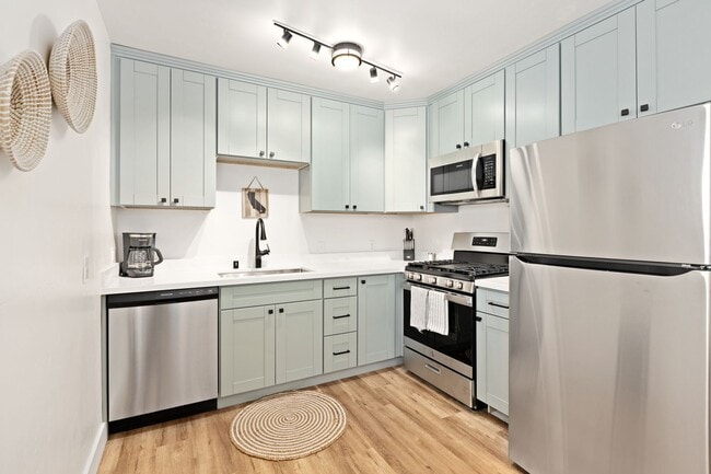 Foto del edificio - 5066-68 Brighton Ave