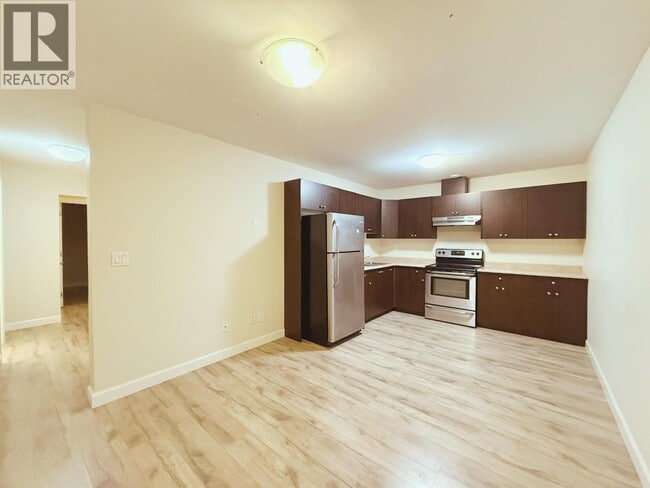 Building Photo - 4899 McKee Pl