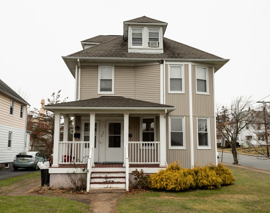 303 Holmes St Unit 303, Boonton, NJ 07005 Apartments in Boonton, NJ