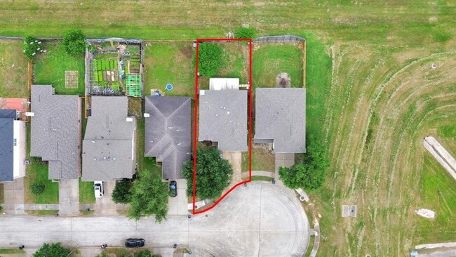 Foto del edificio - 13906 Maleewan Ln