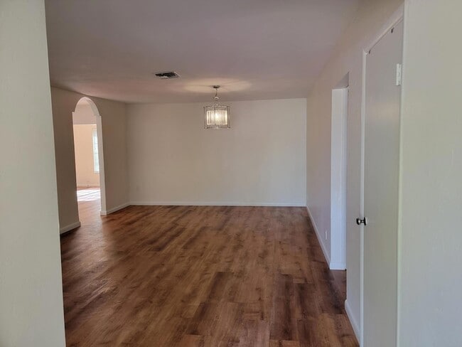 Foto del edificio - 550 SW 38th Terrace
